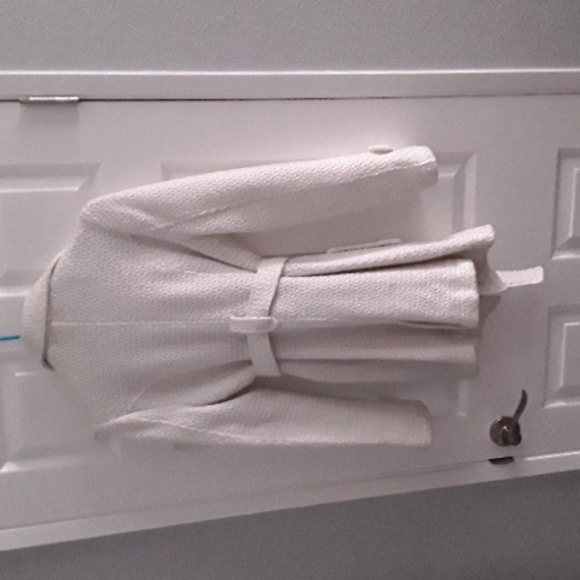 Host Pick!! Whoop! 🙌 🎉💃 Wet Seal white midi jacket. Size small. - Picture 6 of 7